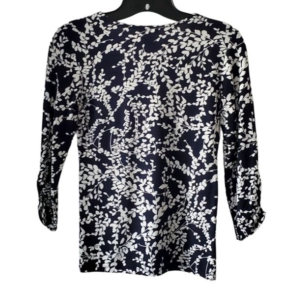 Ann Taylor V-neck Empire Waist 3/4 Sleeve Top | Like New |XXSP | Navy Blue White - Picture 3 of 6